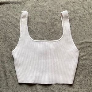 Babaton sculpt knit crop tank!